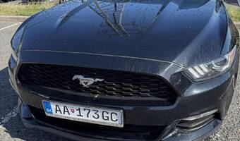 Ford Mustang 3.7,USA verze 2015